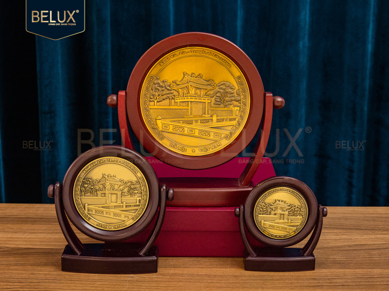 Mặt đĩa xoay Khuê Văn Các bằng đồng